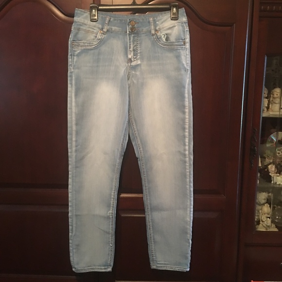 Rue21 Mid-Rise Skinny Jegging - Freedom Flex - Picture 3 of 9